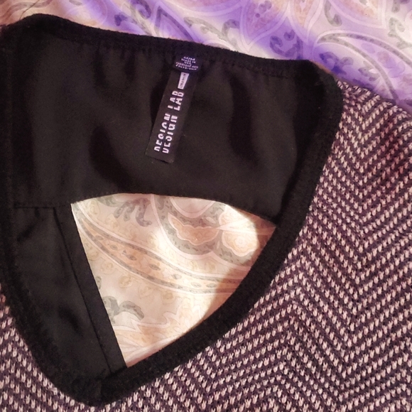 🎄NWOT cute top - Picture 3 of 6